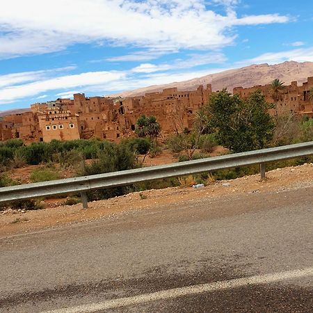 Riad Taourirte 廷吉尔 外观 照片