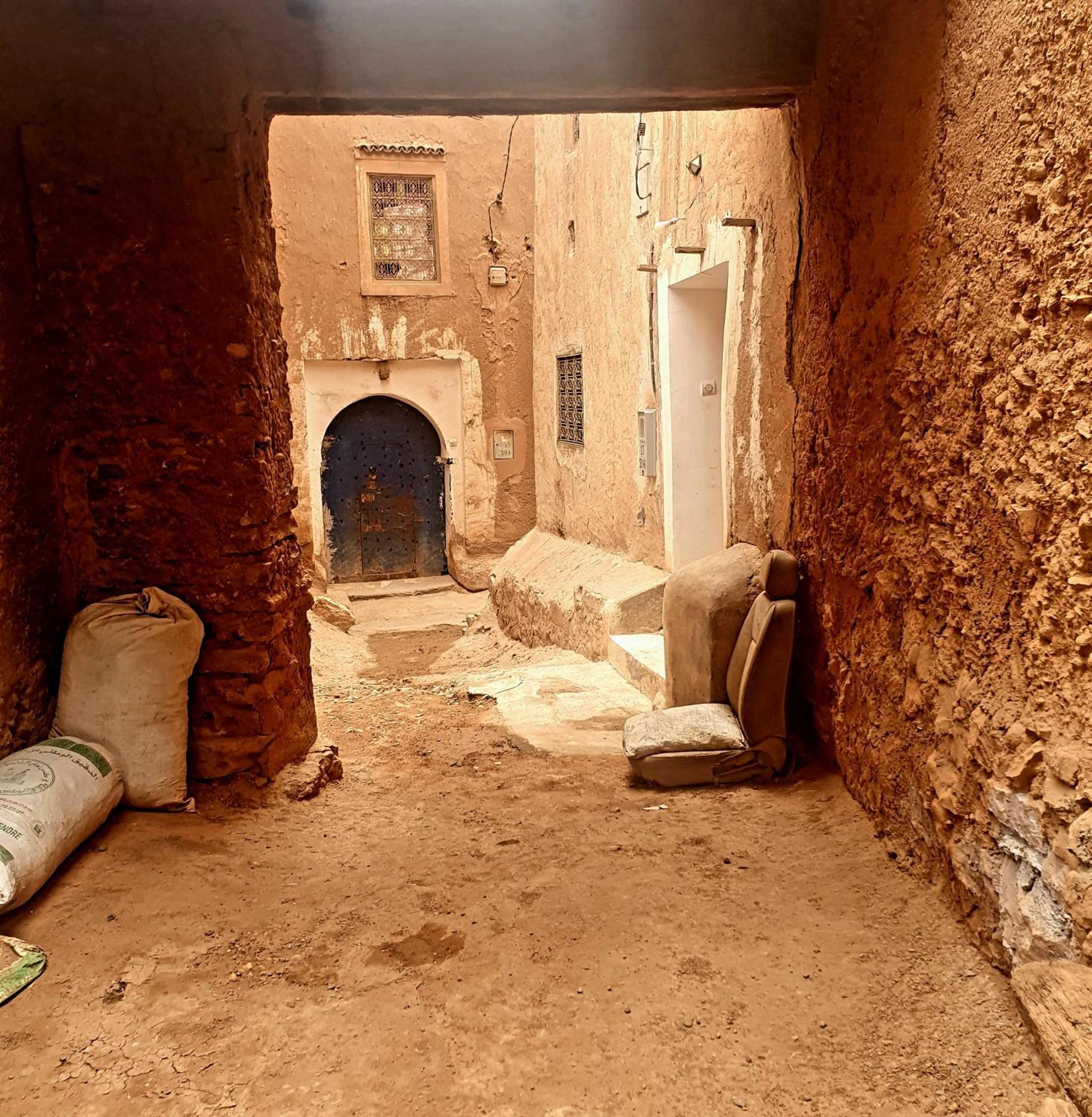 Riad Taourirte 廷吉尔 外观 照片