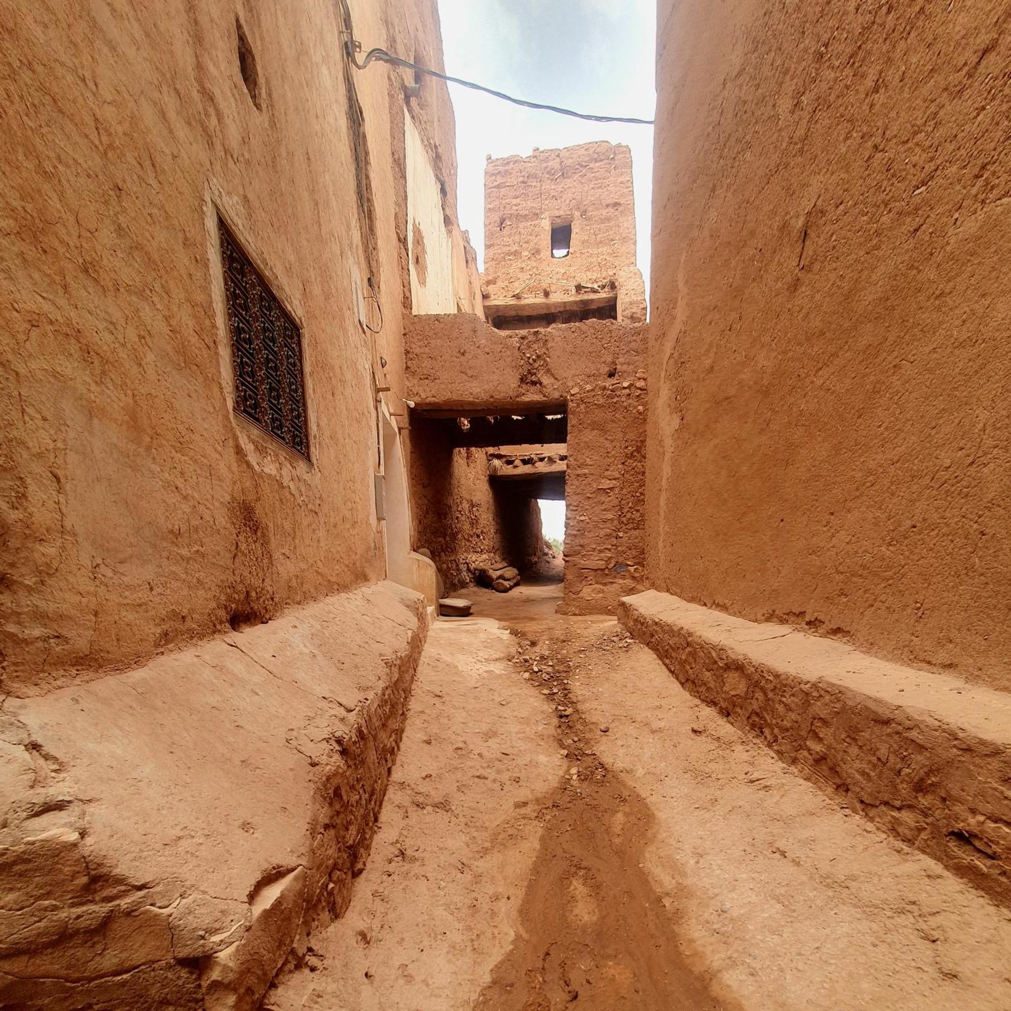 Riad Taourirte 廷吉尔 外观 照片